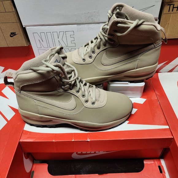 Nike Manoadome 'Khaki' Sneakers (1022) - Picture 3 of 5